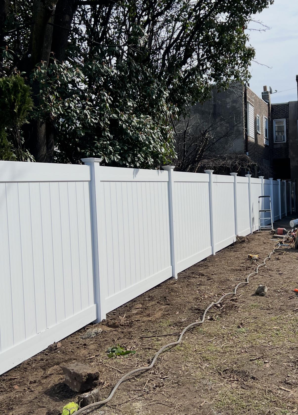Vinyl fence photo 6